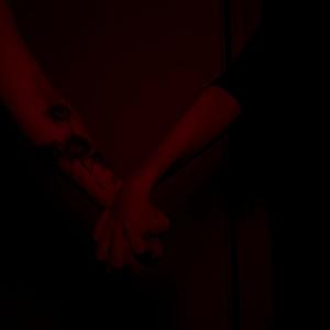 проведу тебя по лужам