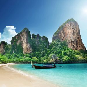 长大才懂远方是故乡