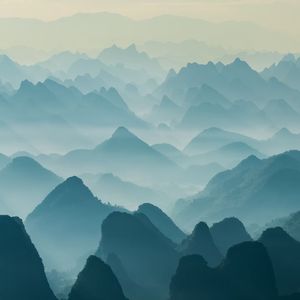 吹灭小山河