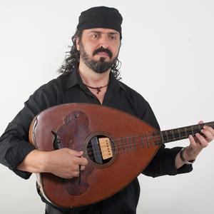 ΑΔΙΕΞΟΔΟ (feat. Γιώργος Ζερβάκης)