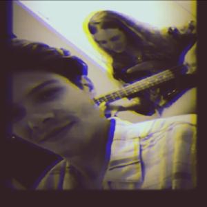 Deux têtes (feat. Lola M)