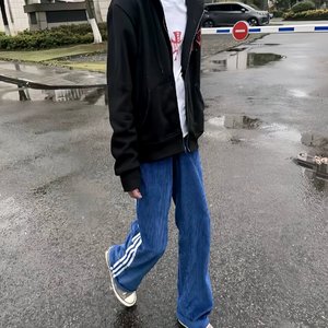 青年