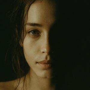 The Red Roses Never Fell