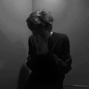 《蝶》