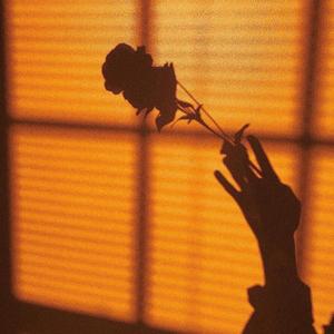 empty (feat. Arondo)