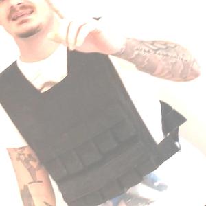 Still fly (feat. Chrs)