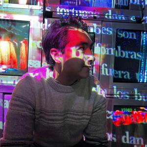 Llamame Por Tu Nombre (feat. Edilson Abdiel)