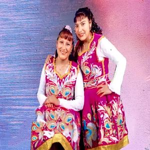 Escuelita De Mi Pueblo / Que Tienes Tú