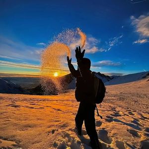 咏春（别辜负眼前季节）