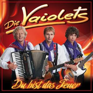 Unter blühenden Bäumen