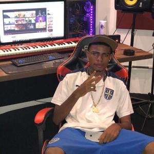 TENHO QUE ME DECIDIR versão bh (feat. Dj Rn)