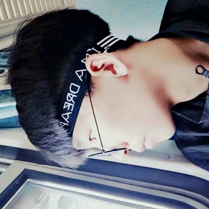 疯魔提笔战乱世