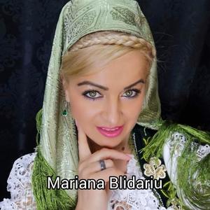 Jos în cuina a bătrână