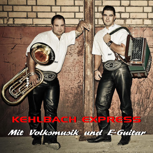 Mit Volksmusik und E-Guitar