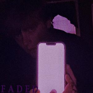 F A D E D