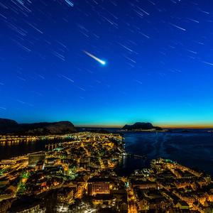 See Me, See The Stars