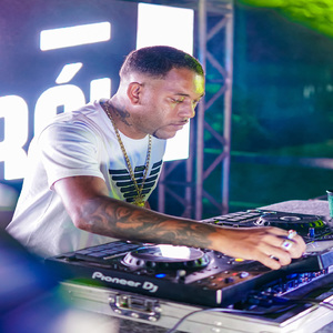 QUER FUDER COM OS SEM AMOR