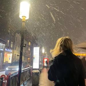 凌晨三点的便利店光