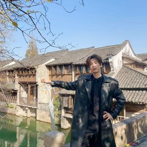 在我的眼间距里游泳