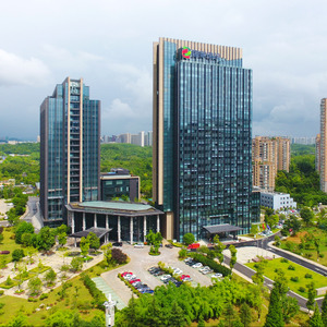 岁月有痕 奋斗无终