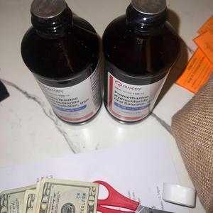 Happy4u (feat. Shelove9)