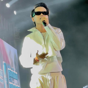 អូនទៅឆ្ងាយហើយ