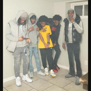 Family (feat. Money2x)