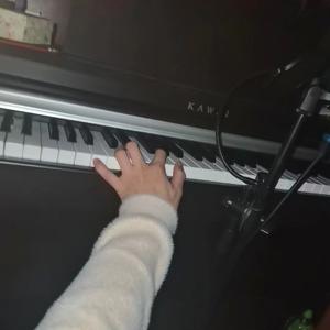 圣诞快乐（27岁在街角看见了平凡的我）