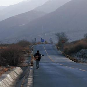 故乡（翻自：马文知）