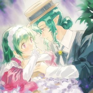 蚕眠る桑の葉うつ葉の上