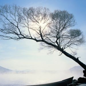 绝生（伴奏）-余睿.wav.