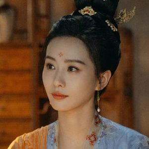 泪念（电视剧《掌心》插曲）