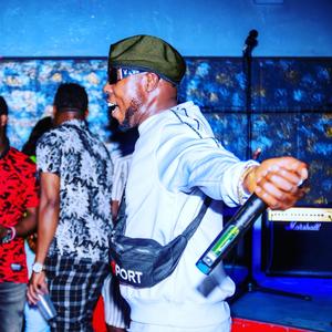 Follow me (feat. teddy ziggy)