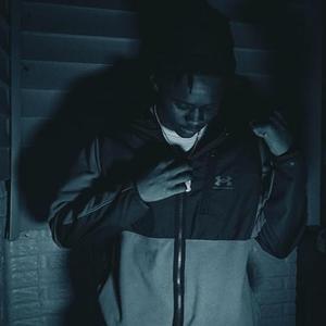 Deep (feat. Leakionn)