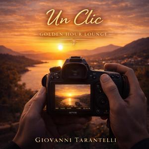 Un Clic (Golden Hour Lounge)