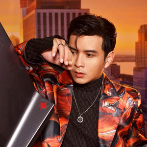 Không Cảm Xúc (Remix)