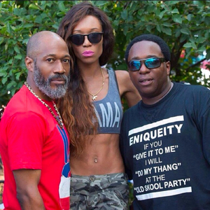 DJ CUT MASTER JUNEY D (Live) [feat. Eniqueity]