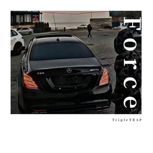 阿 里 巴 巴 与 四 十 大 盗.