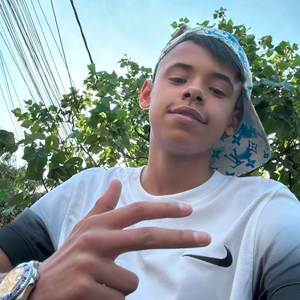 OLHA PRA MINHA CARA E VÊ SE EU CHEIRO PÓ