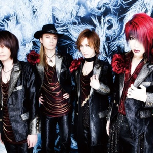 White Period(cover from LA'cryma Christi)