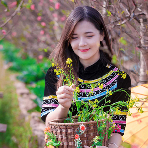 Anh Cho Em Mùa Xuân