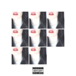 На её губах