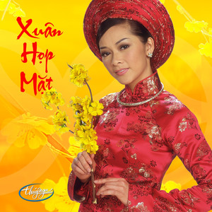 Xuân Nào Con Sẽ Về