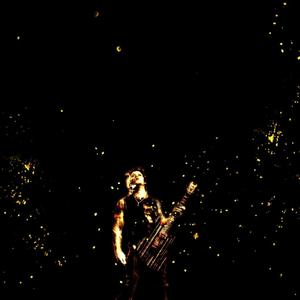 远离家乡千万里