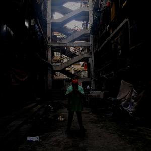 想把你留在这里