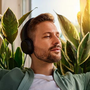 Más Allá Del Borde Del Horizonte