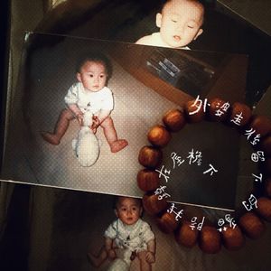 外婆走後留下的貓陪我蹲屋檐下