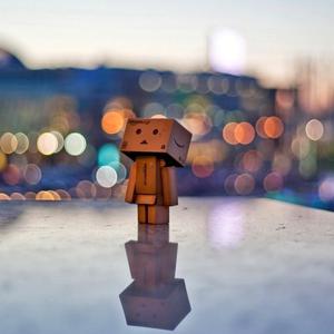 陌生城市的角落 伴奏