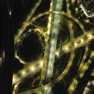 换我一夜不流泪