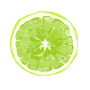 倒满柠檬冰饮的夏